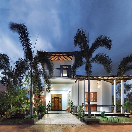 Gold Crown Residence Dambulla Ngoại thất bức ảnh