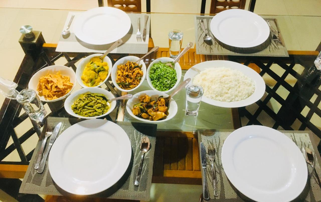 Gold Crown Residence Dambulla Ngoại thất bức ảnh