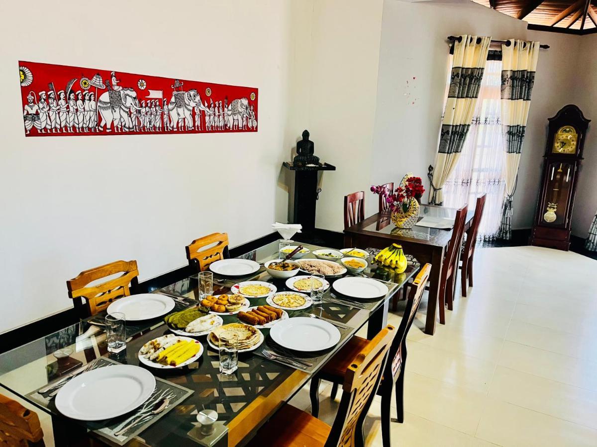 Gold Crown Residence Dambulla Ngoại thất bức ảnh