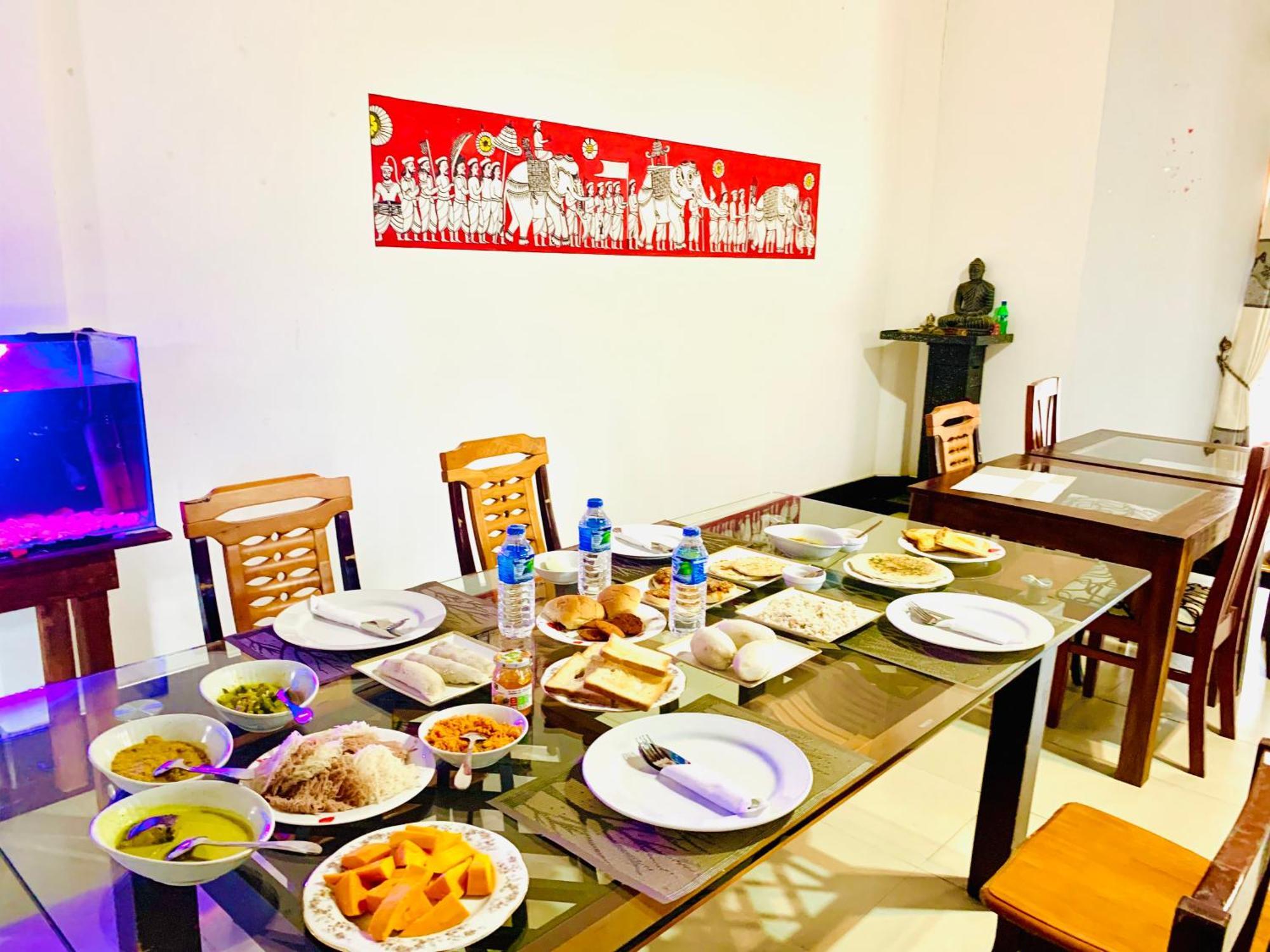 Gold Crown Residence Dambulla Ngoại thất bức ảnh